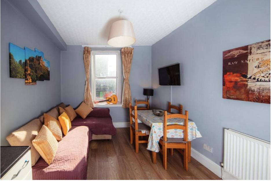 Warm & Welcoming City Center - Meadows! 2 Appartement *